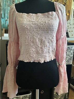 Mi Ami  Smocked Crop Top